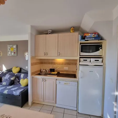 Сasa de vacaciones Maison 6 Pers Village Pierre & Vacances Le Rouret -ardeche Sud *